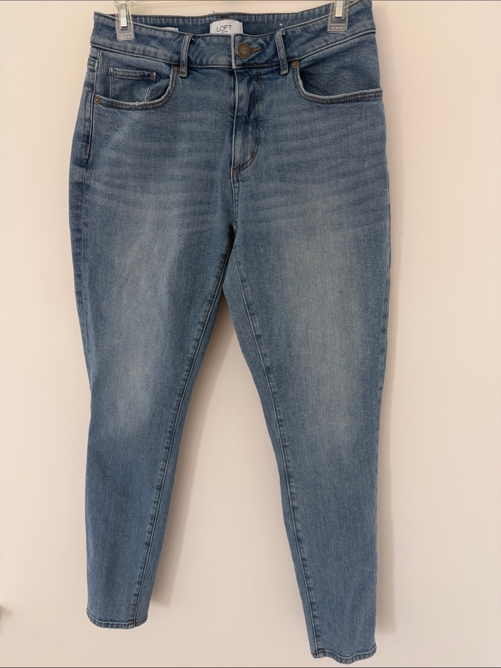 LOFT Women's Light Blue Curvy Skinny Jeans Size 6